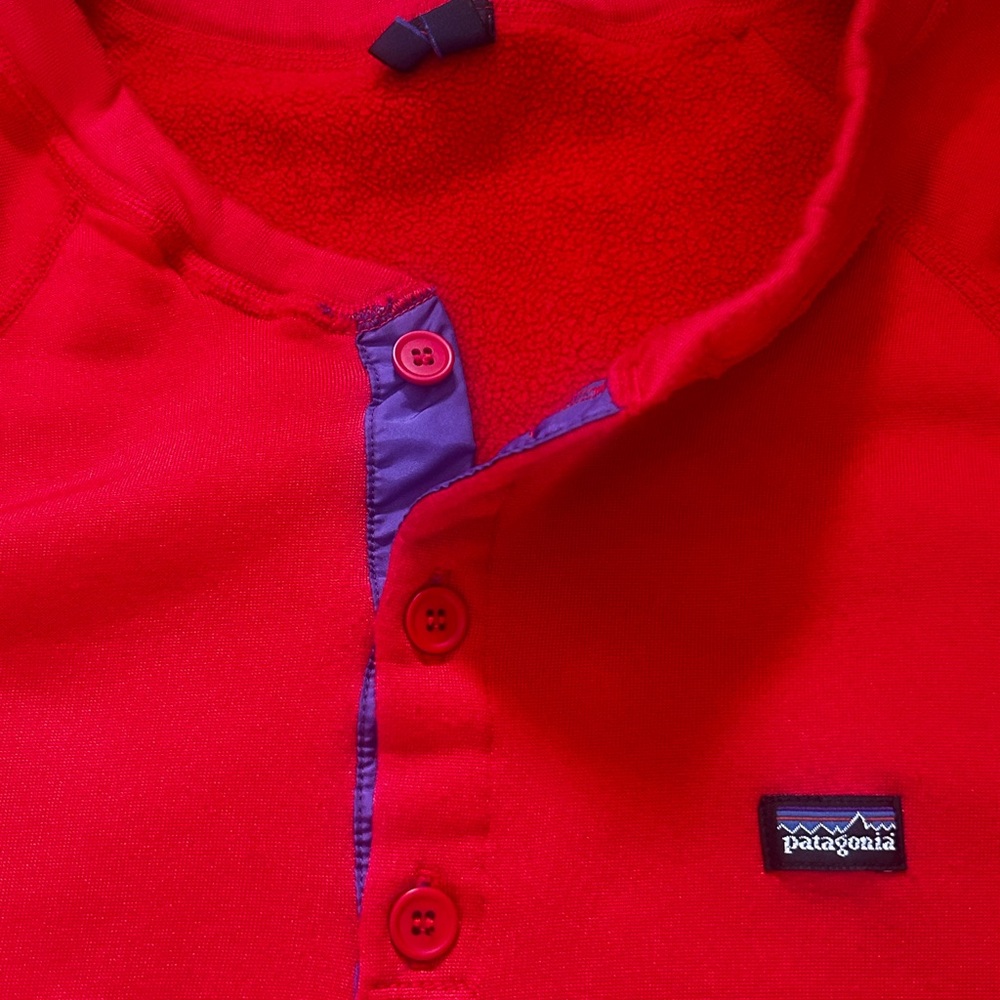 Patagonia Capilene Henley Size XL made in USA